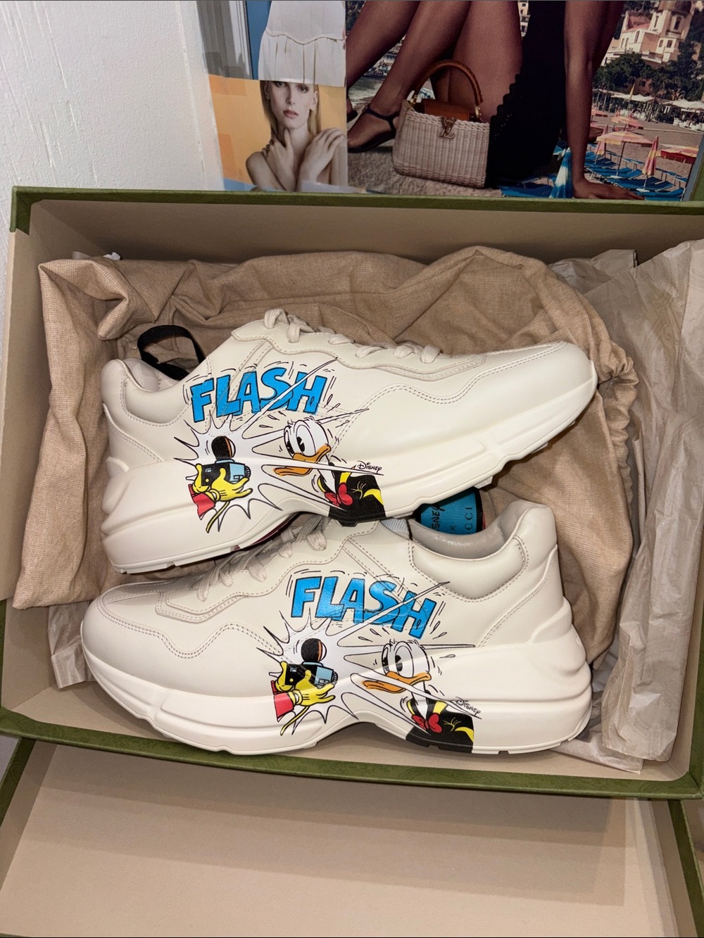 Gucci x Disney Cream Donald Duck Graphic Sneakers - Flash Print